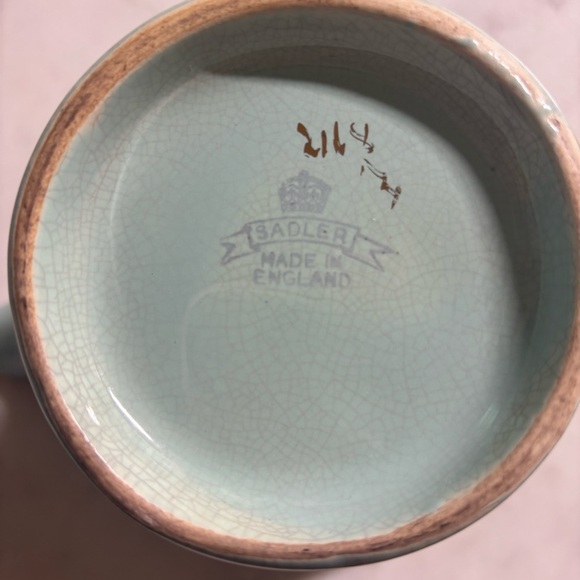 Vintage Sadler, England Art Deco ceramic teapot in mint green with gold accents - Picture 12 of 16